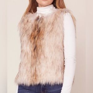 BB DAKOTA Faux Fur Vest In Mauve Rose Size L
